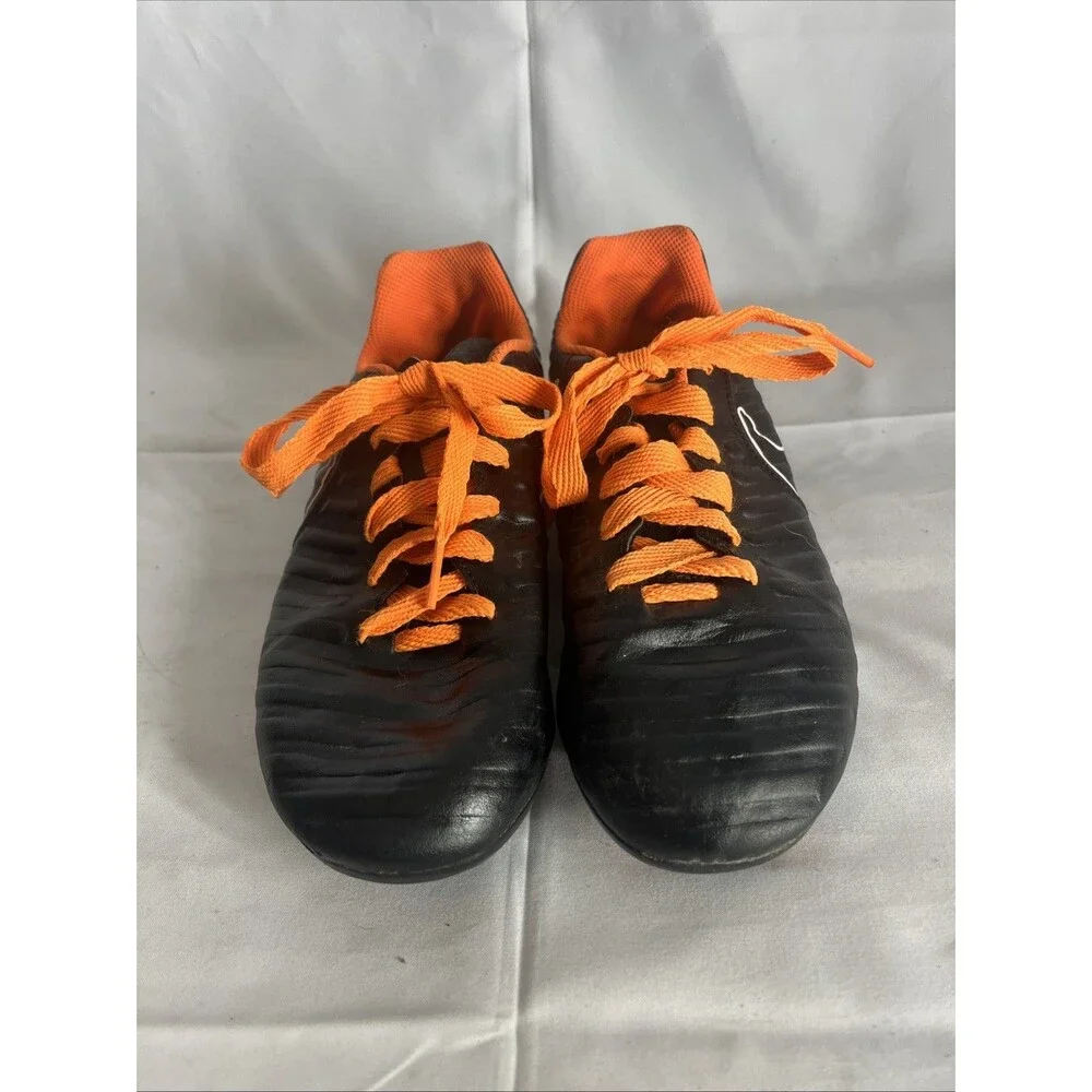 Nike Tiempo Legend Size 5y Youth Black Running Soccer Cleats Shoes AH7251-080